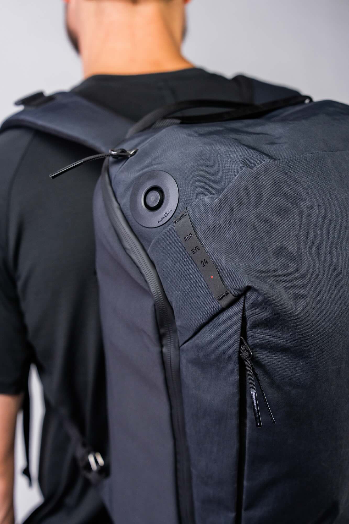 Rucksack, Rucksack-Detail, Laptoptasche, Reißverschluss, Schultergurt
