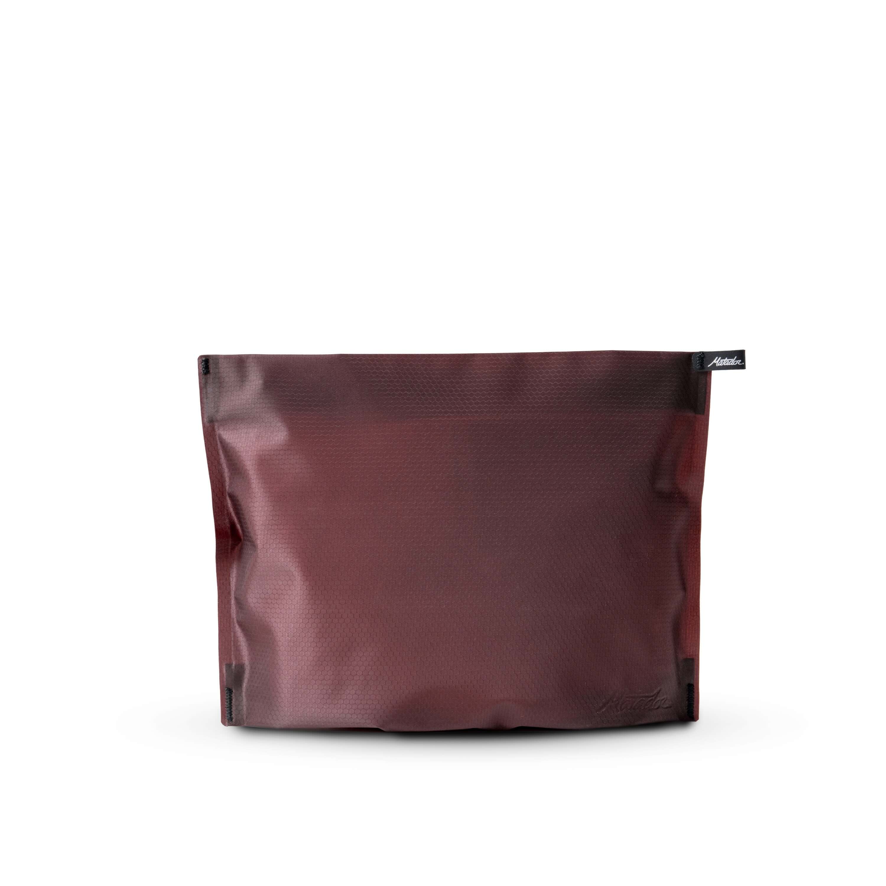 Matador FlatPak Zipper Toiletry Case (garnet)