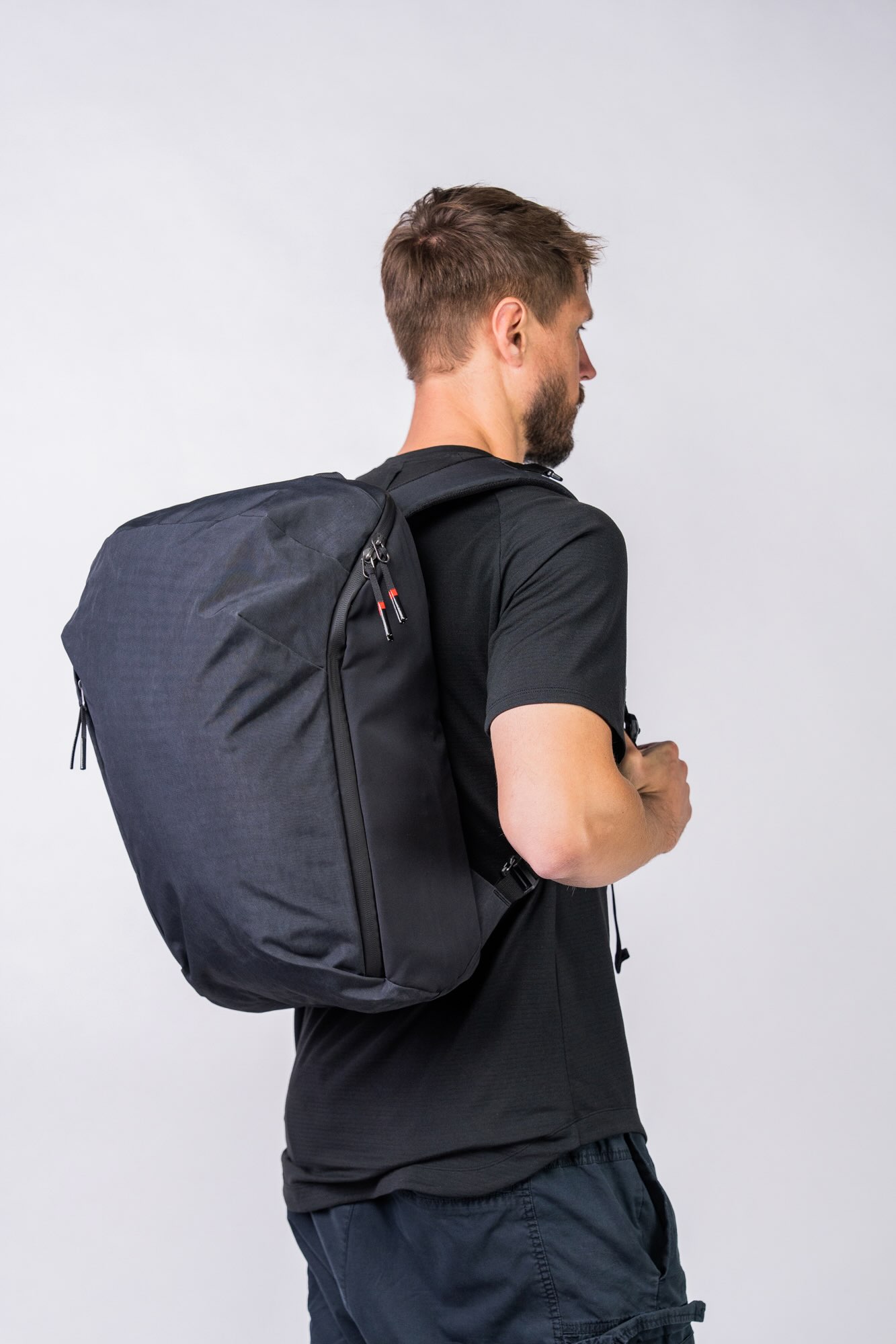 Rucksack, Rucksack mit Tragegurten, schwarzer Rucksack, Tasche, Reisegepäck