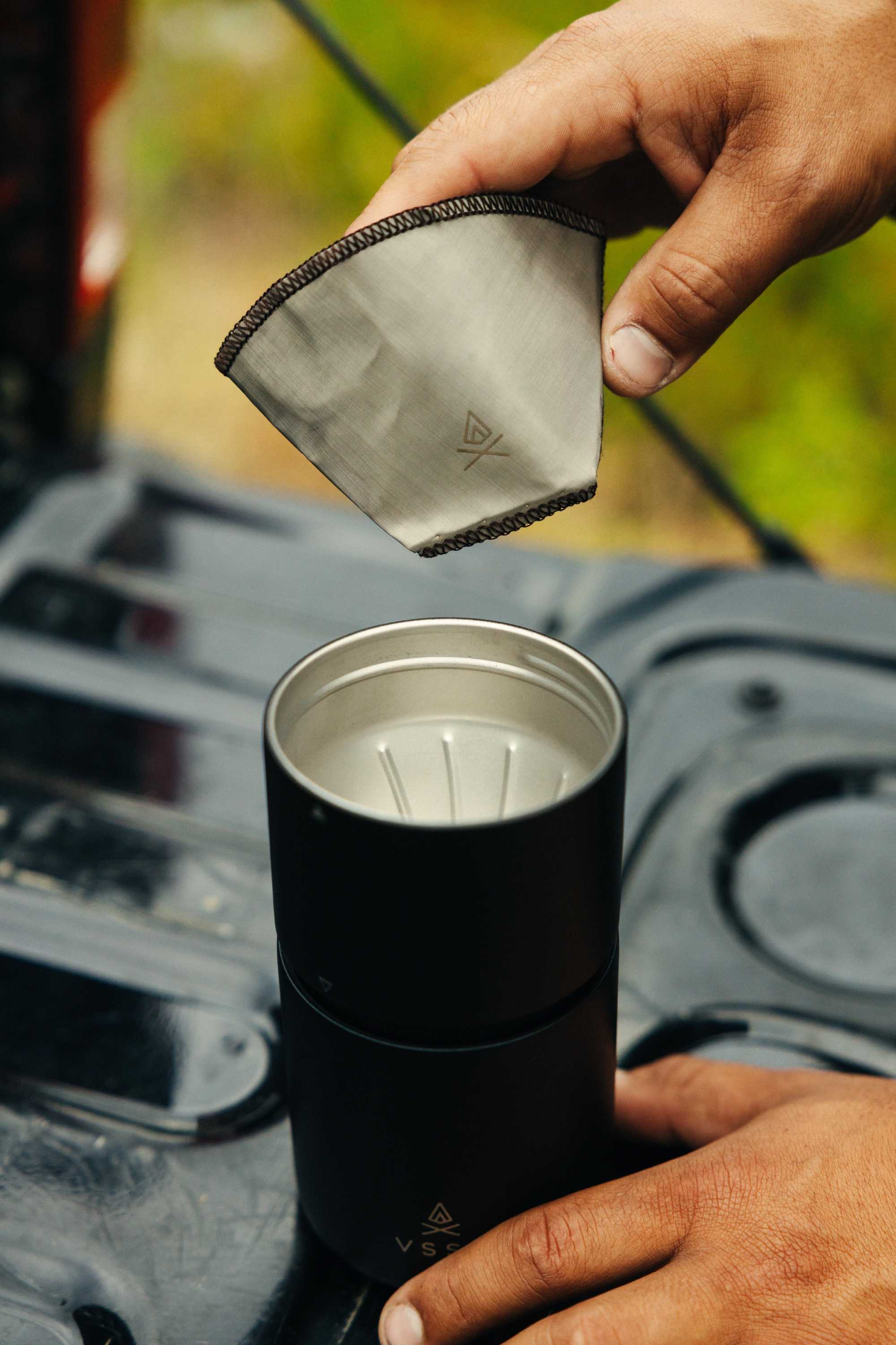 Kaffeebereiter, Kaffeefilter, Wiederverwendbarer Filter, Schwarzes Gehäuse, Outdoor-Kaffee