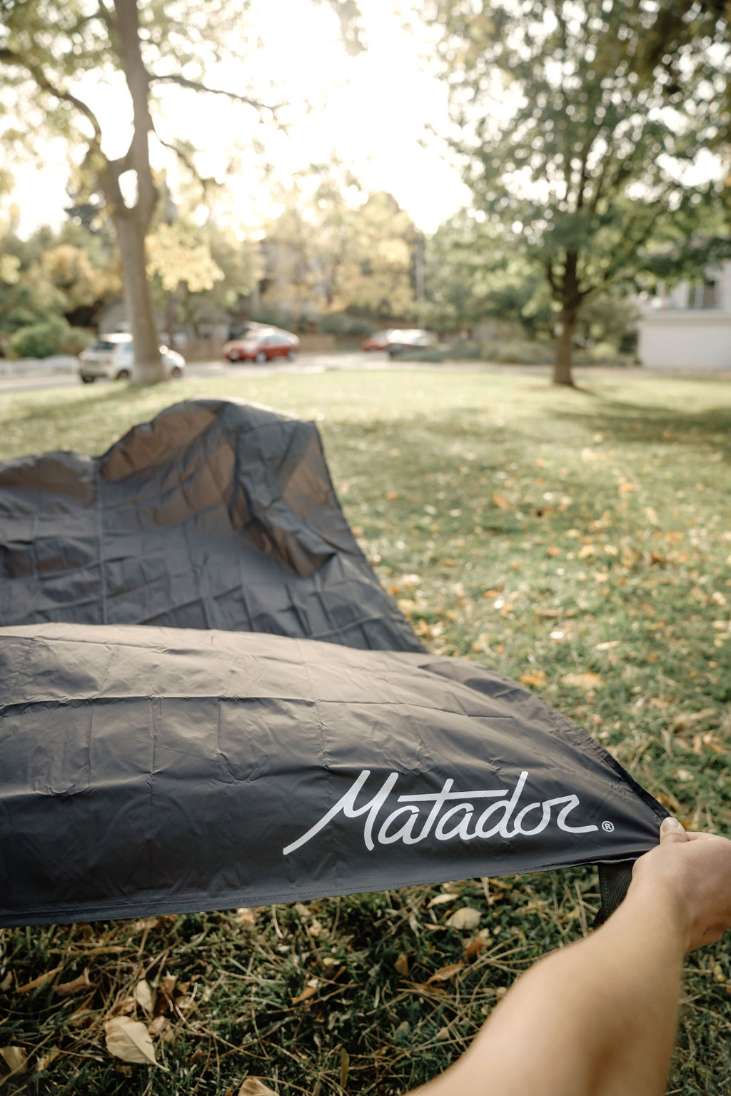 Matador_Pocket-Blanket_Lifestyle17 Matador Pocket Blanket (red)