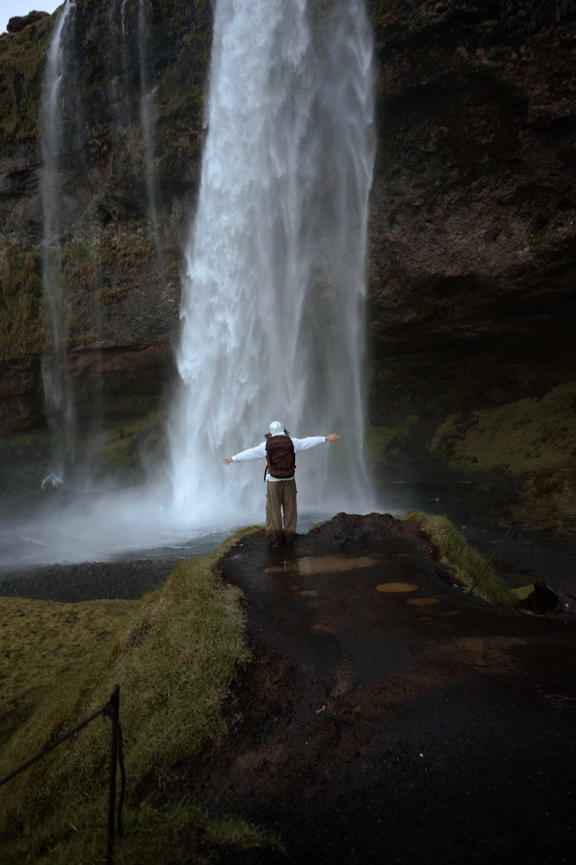 Wasserfall, Person, Regenausblick?, Wanderer, Gefrorener Pfad