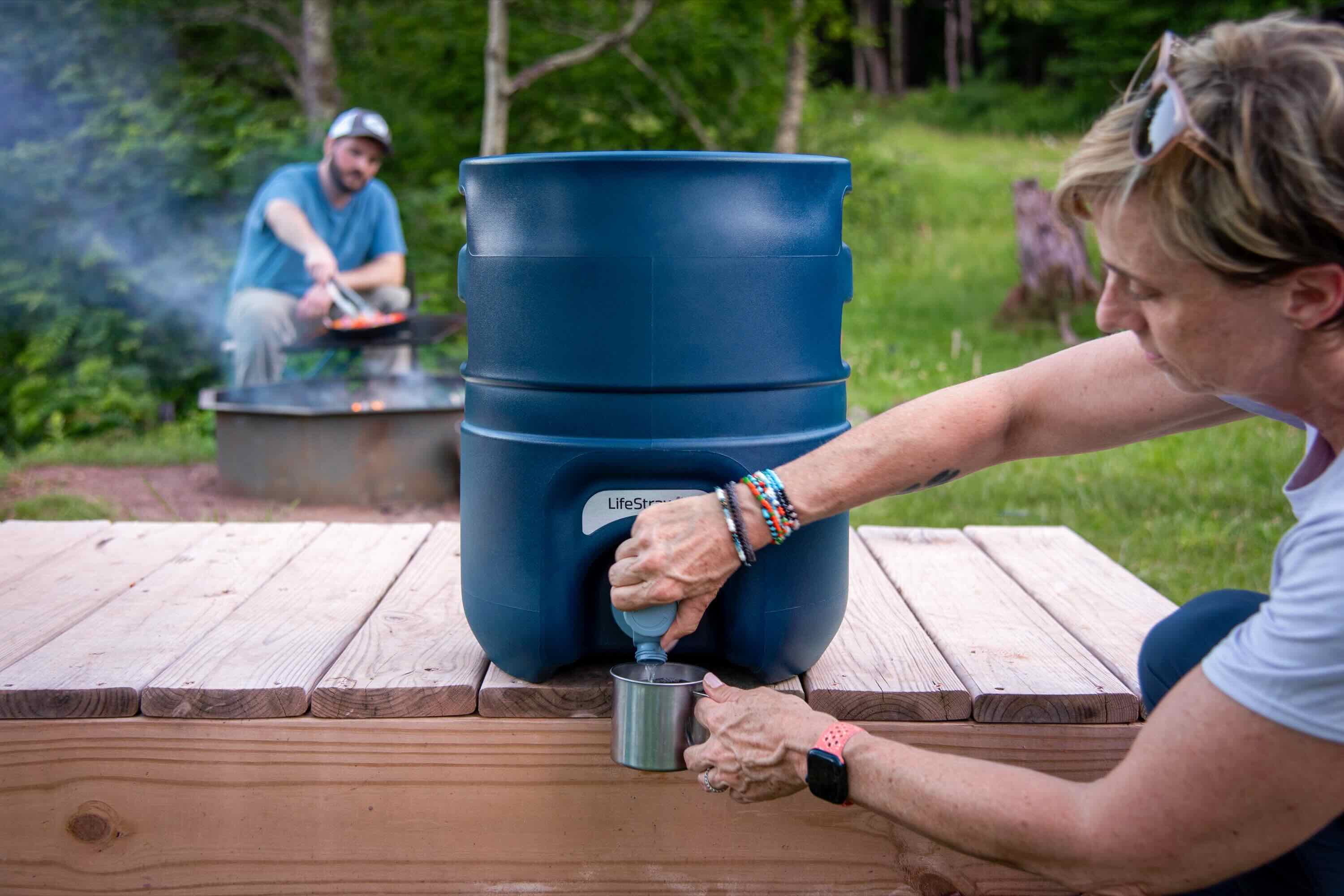 Wasserkanister, Kanister, Grillzubehör, Camping, Trinkventil