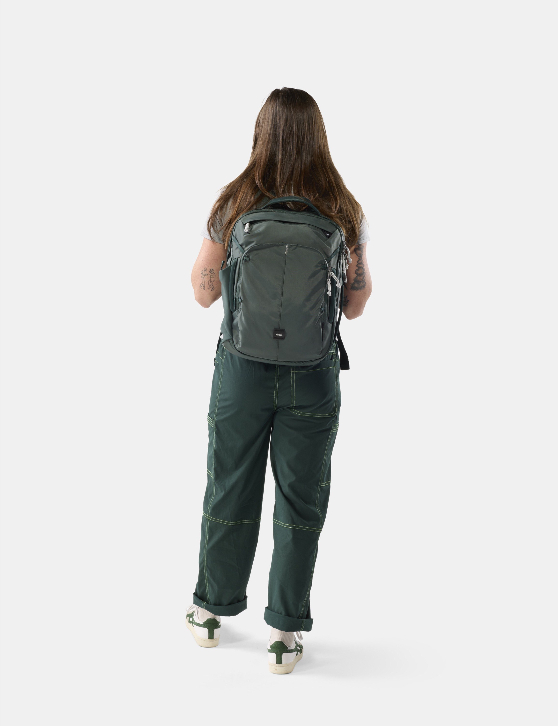 Rucksack, grüner Rucksack, Schultergurte, Arbeits-/Cargohose, Sneaker