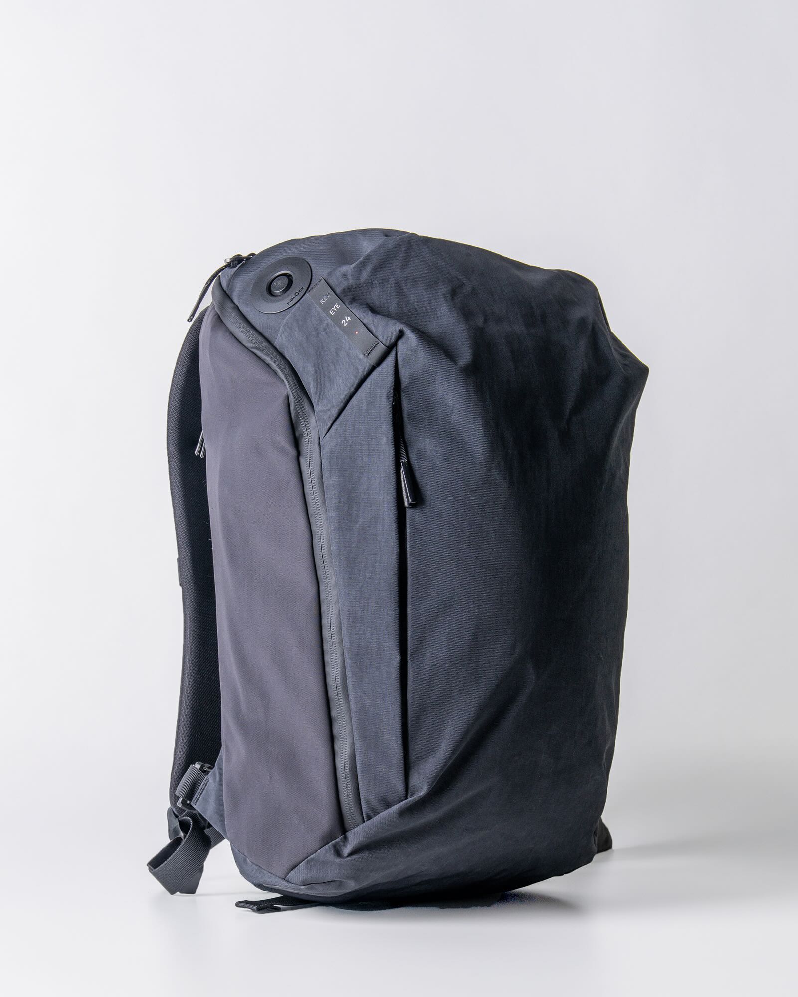 Rucksack, Rucksack grau, Wanderrucksack, Softshell, Seitentasche
