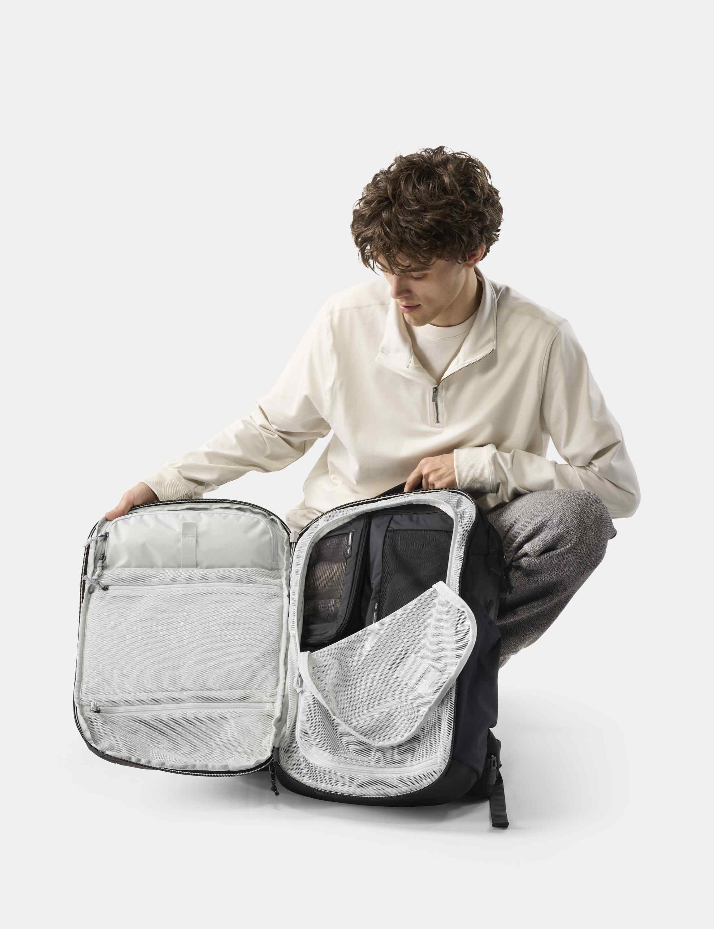 Rucksack, Reiseorganizer, Hochwertig, Schwarz/Weiß, Innenraum