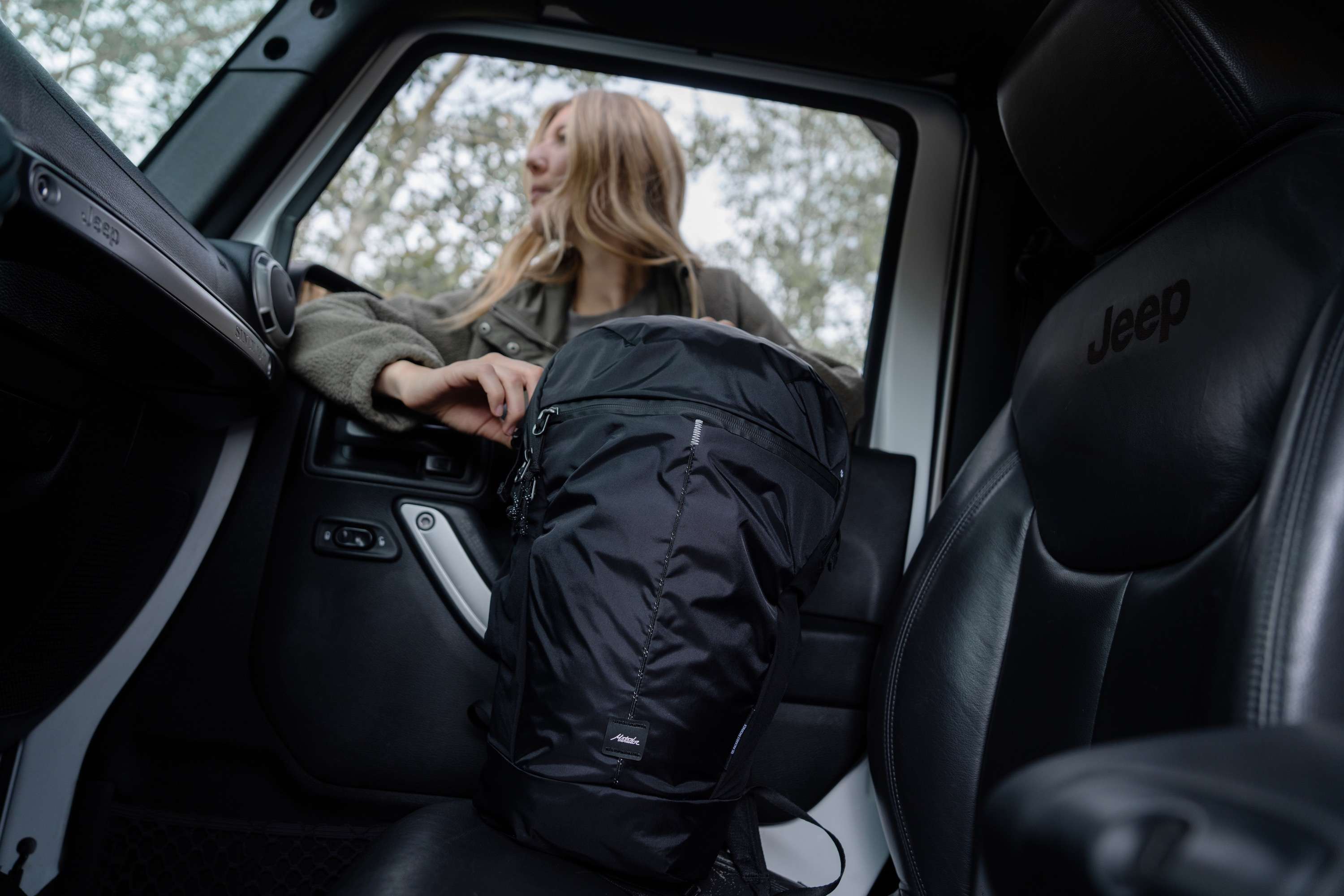 Rucksack, Auto, Schwarz, Außenaufnahme, Jacke