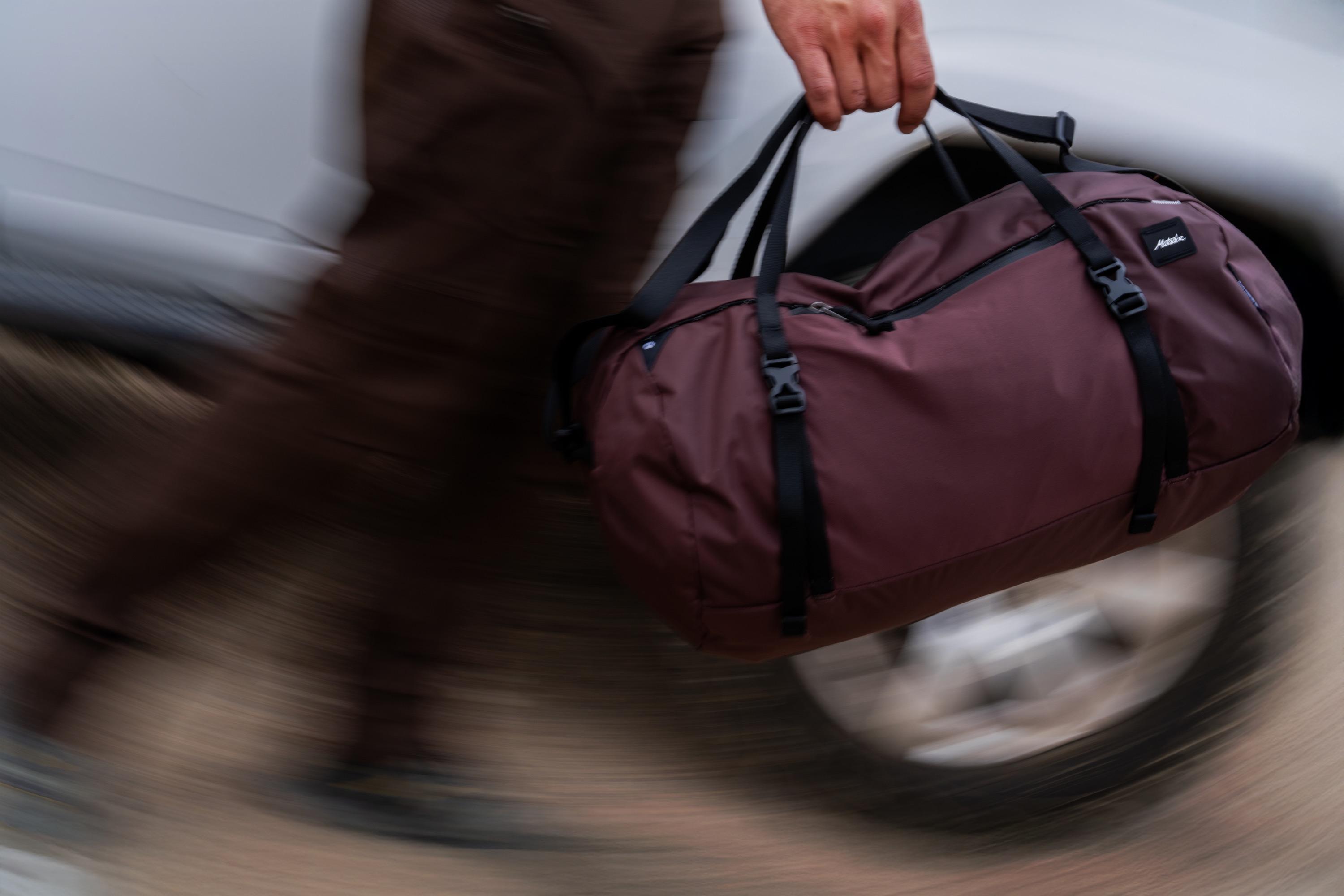 duffelbag, Reisegepäck, weinrot, Material, Tragesystem