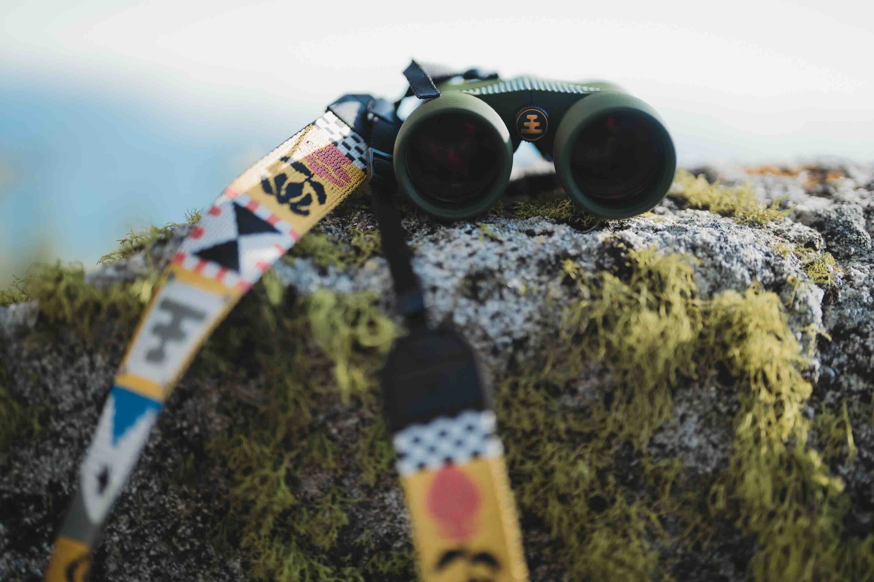 Fernglas, Binokular, Nackenkordel, Gurtband, Wandern